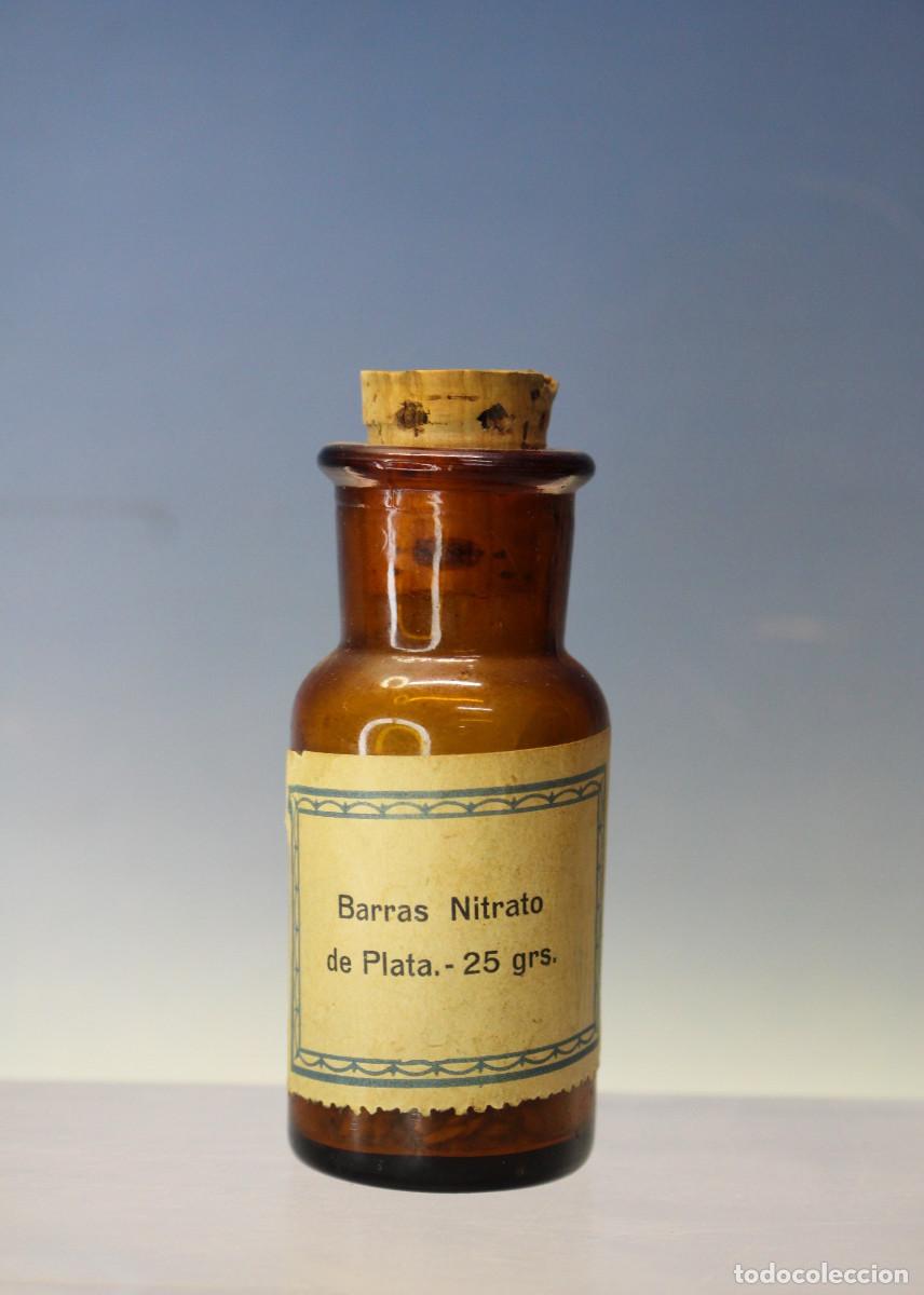 Antig&uuml;edades: Frasco de farmacia antiguo de vidrio &aacute;mbar &ldquo;Barras Nitrato de Plata&rdquo;.