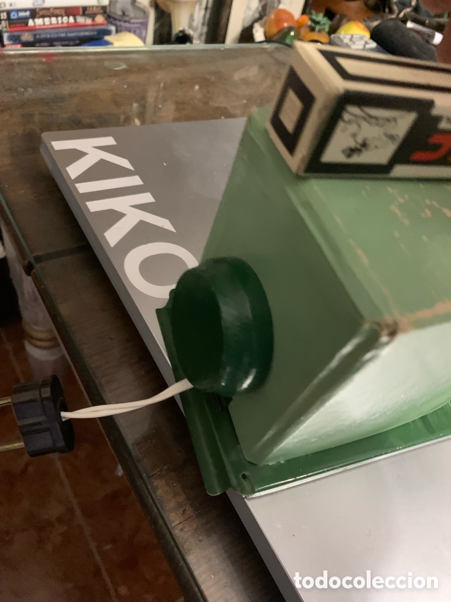 Antig&uuml;edades: PROYECTOR DE CINE NIC CON 2 CAJAS DE PEL&Iacute;CULAS - Foto 5