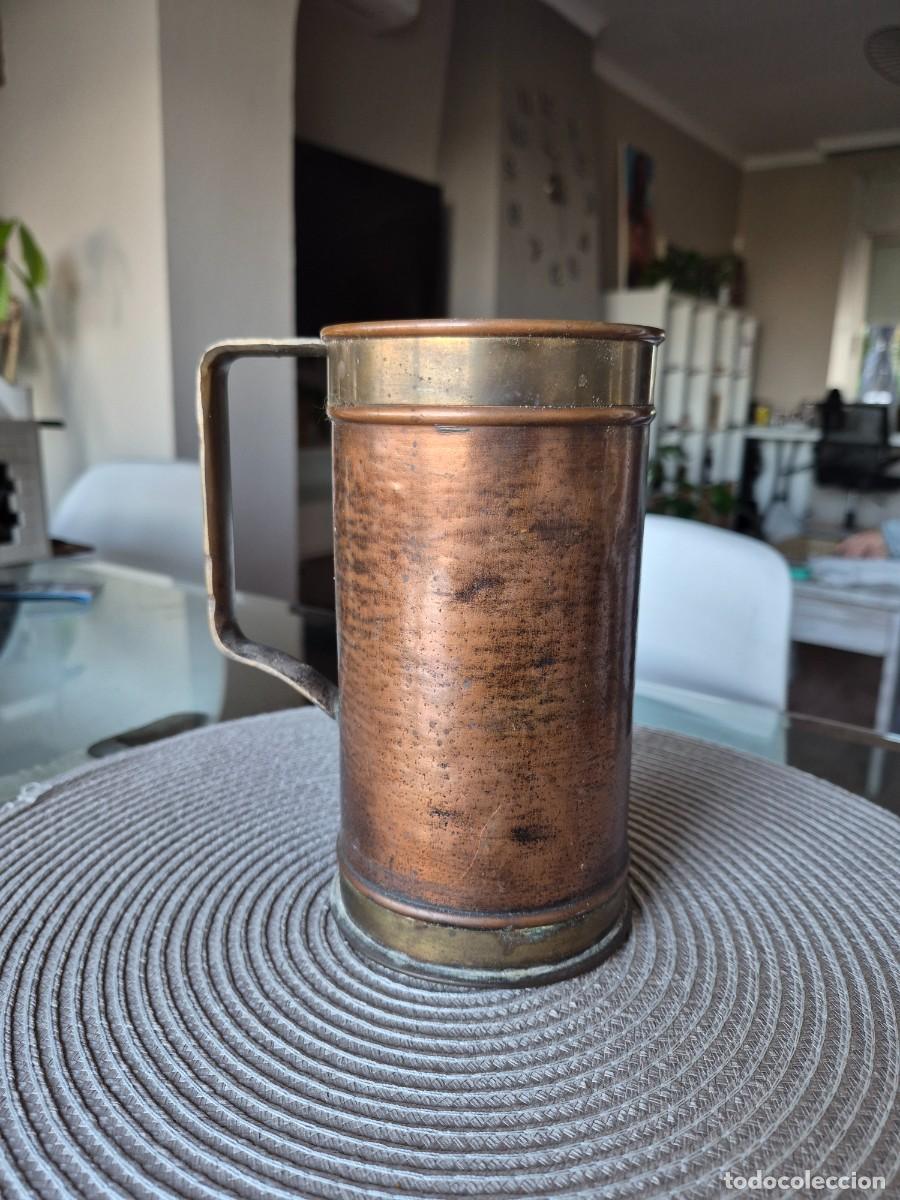 Antig&uuml;edades: Medida cil&iacute;ndrica 1L cobre antigua 17cm alto