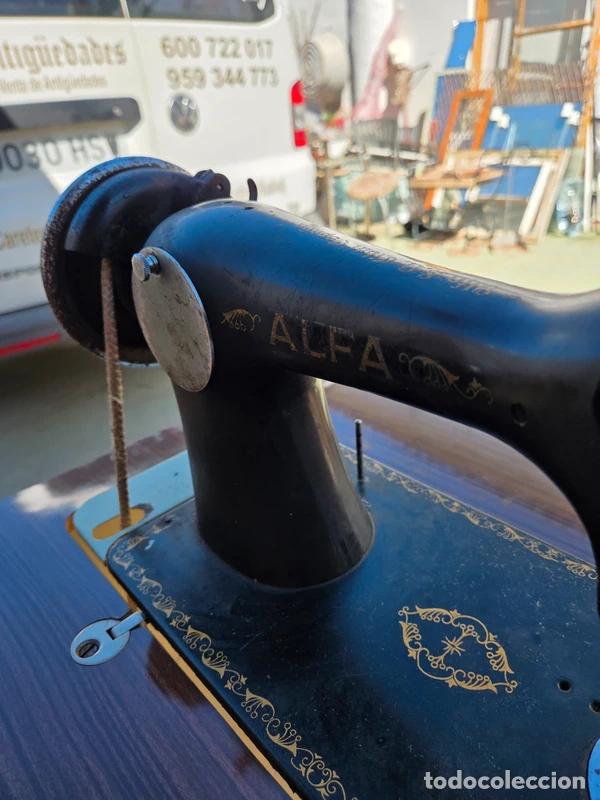 Antig&uuml;edades: maquina de coser alfa - Foto 3