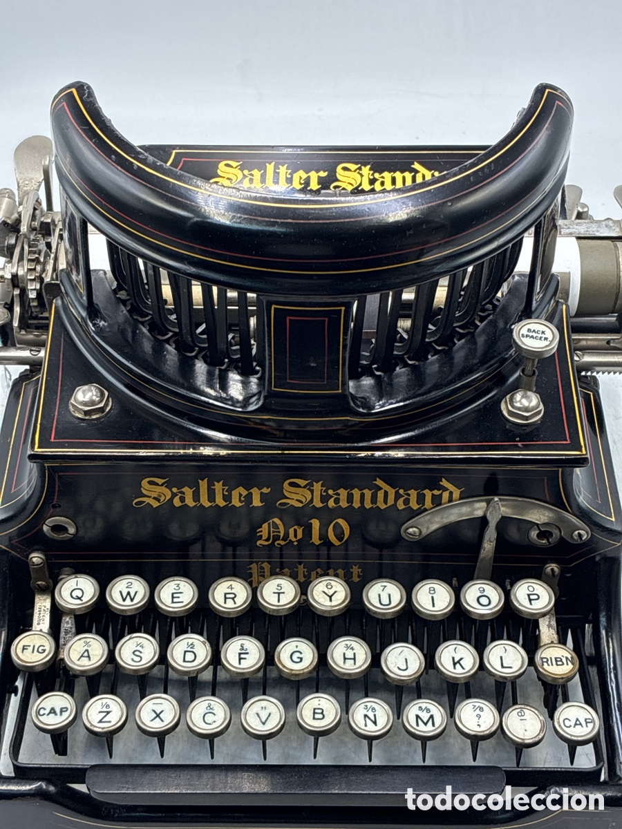 Antig&uuml;edades: M&aacute;quina de escribir Salter modelo 10.