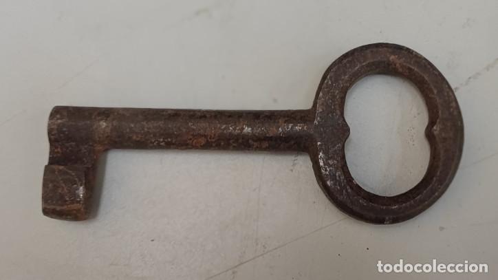 Antig&uuml;edades: ANTIGUA LLAVE DEL SIGLO XVIII, 10,5 CM