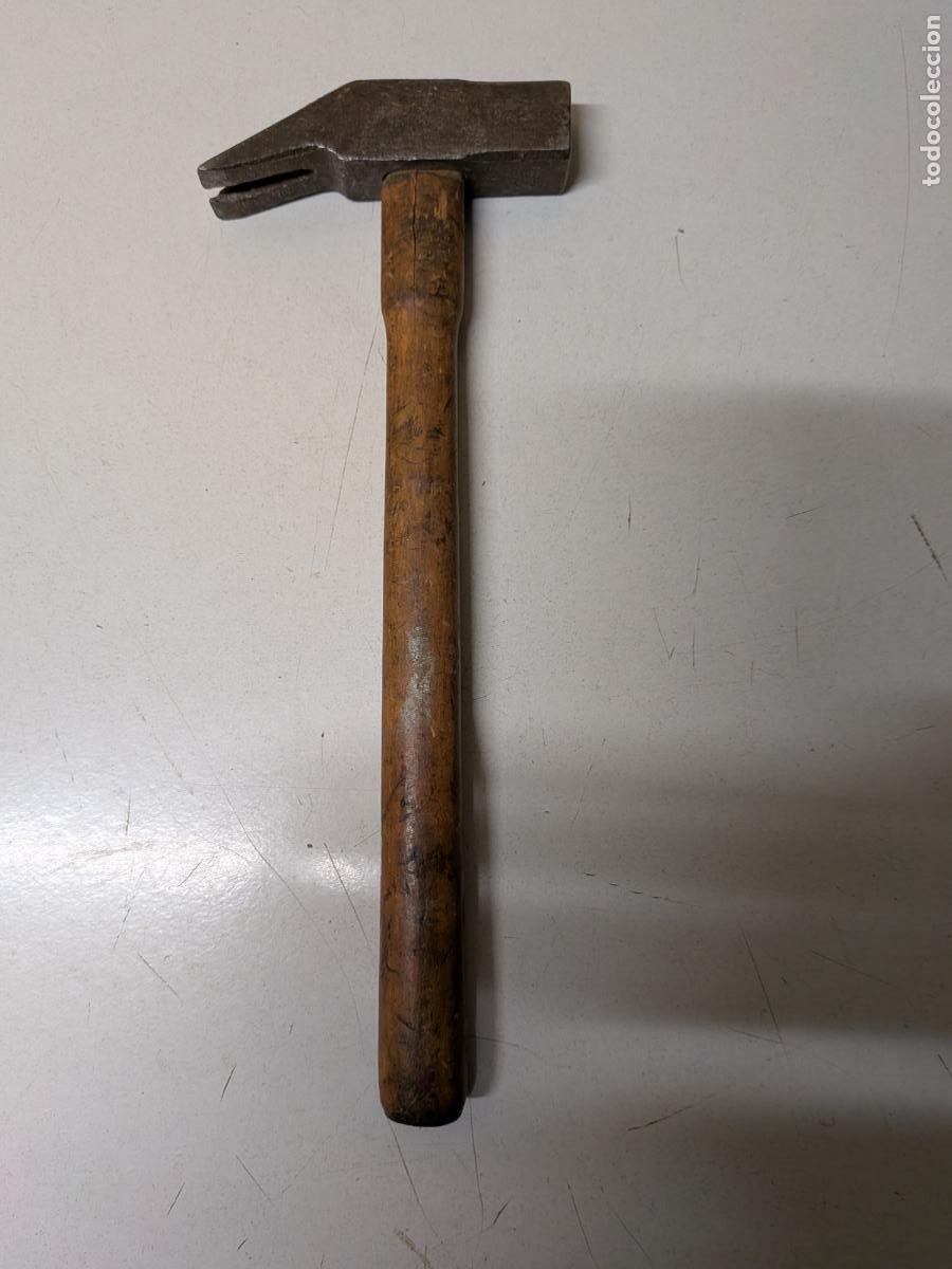 Antig&uuml;edades: ANTIGUO MARTILLO SACA CLAVOS