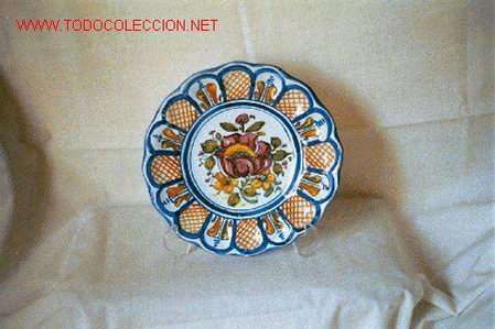 Antig&uuml;edades: plato de talavera - Foto 1