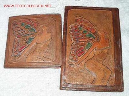 Antig&uuml;edades: PAR DE BILLETERAS ANTIGUAS EN PIEL ESTAMPADA Y PINTADO