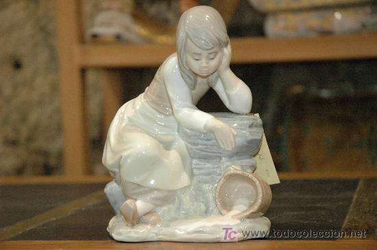Oggetti Antichi: BONITA FIGURA DE NAO