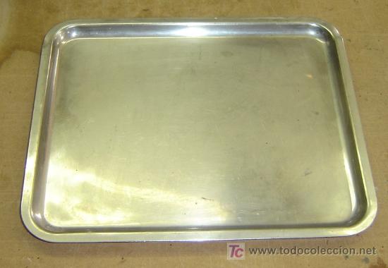 Antig&uuml;edades: BANDEJA DE SERVICIO ANTIGUA INOX 27*32 cms. - Foto 1
