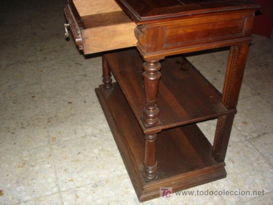 Antig&uuml;edades: TRINCHERO DE NOGAL CON MARMOL - Foto 4