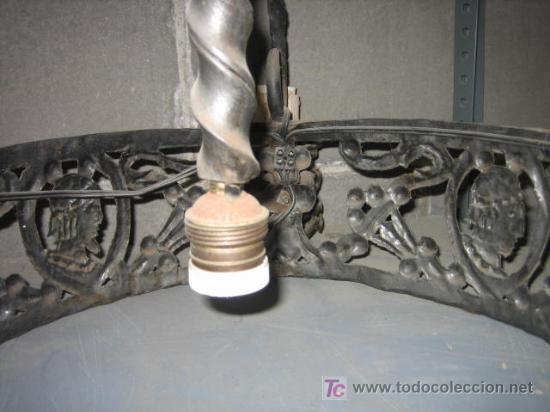 Antig&uuml;edades: L&aacute;mpara de forja - Foto 3
