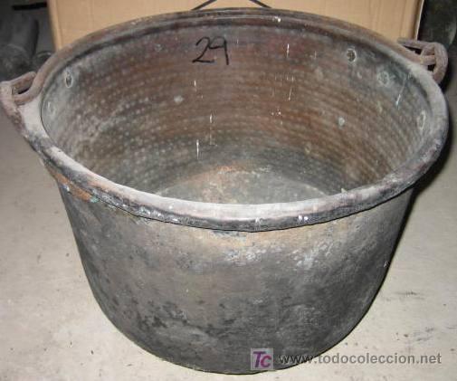 Antig&uuml;edades: Olla antigua de 41 cms de di&aacute;metro - Foto 1