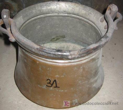 Antig&uuml;edades: Olla antigua de 23 cms de di&aacute;metro - Foto 1