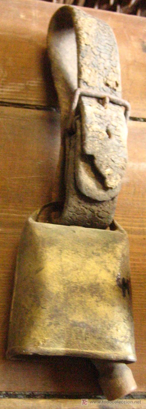 Antig&uuml;edades: Cencerro, 7 cms - Foto 1