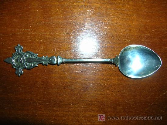 Antig&uuml;edades: CONJUNTO DE BOTE DE ALPACA Y CUCHARILLA DE PLATA . - Foto 3