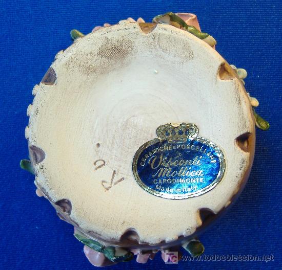 Antig&uuml;edades: CESTILLO DE CAPODIMONTE DECORADO CON FLORES - Foto 3