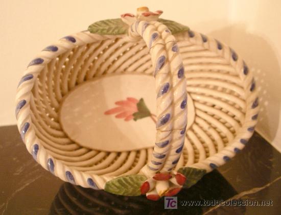 Antig&uuml;edades: Canasta porcelana, popularmente conocida de macarrones - Foto 3