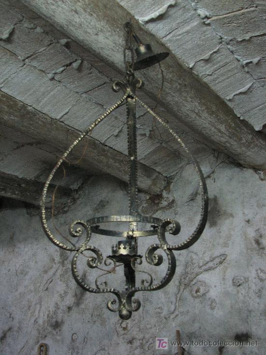 Antig&uuml;edades: Antigua lampara de Pobo. - Foto 1