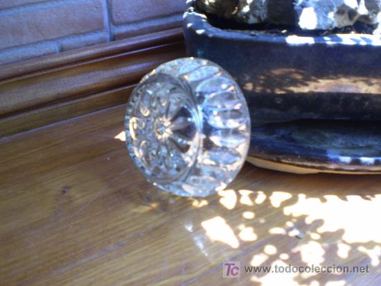 Antig&uuml;edades: TAPA DE BOMBONERA DE CRISTAL. - Foto 3