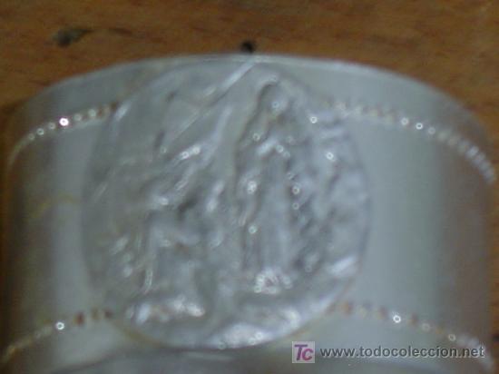 Antig&uuml;edades: SERVILLETERO DE PLATA CON VIRGEN INCRUSTADA - Foto 1
