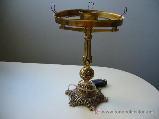 Antig&uuml;edades: PIE DE LAMPARA EN BRONCE - Foto 1