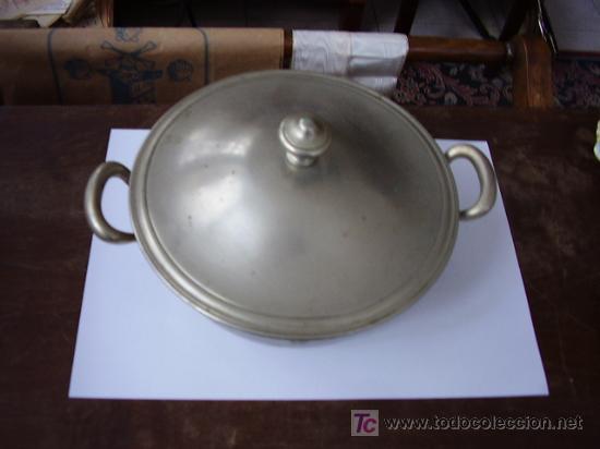 Antig&uuml;edades: Sopera metal plateado - Foto 1