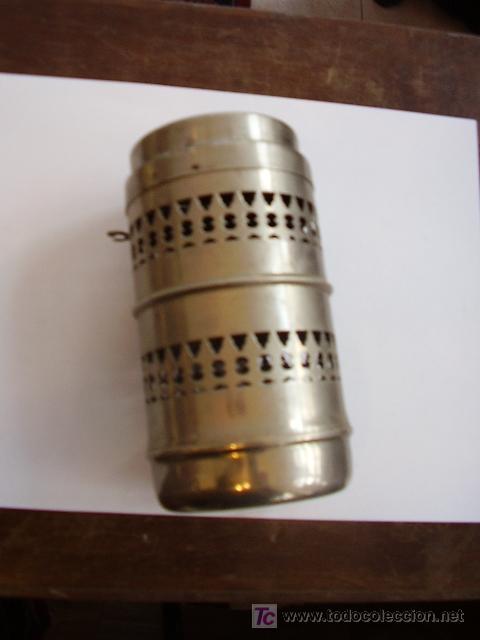 Antig&uuml;edades: Envase de metal plateado - Foto 1