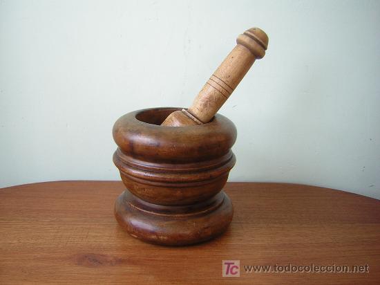 Antig&uuml;edades: MORTERO CON MANO DE MADERA