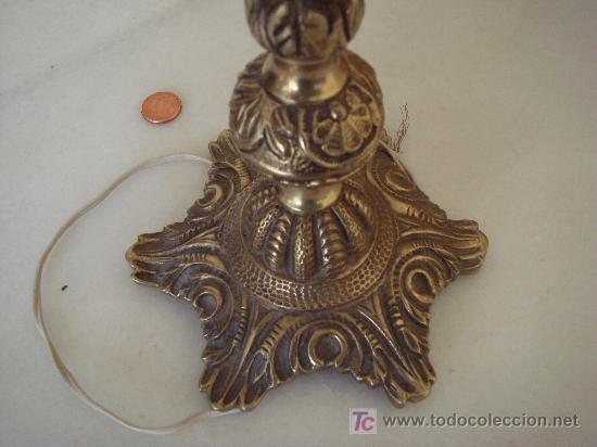 Antig&uuml;edades: PIE DE LAMPARA EN BRONCE - Foto 3