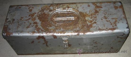 Antig&uuml;edades: Caja de lampista - Foto 1