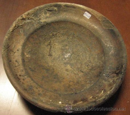 Antig&uuml;edades: Plato de tros, 19 cms de di&aacute;metro - Foto 1