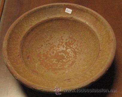Antig&uuml;edades: Plato de tros, 19 cms de di&aacute;metro - Foto 1