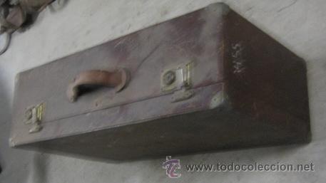 Antig&uuml;edades: Maleta de madera de 70 x 43 x 22 cms - Foto 1