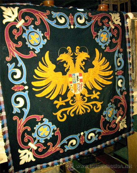 Antigüedades: Antiguo Escudo Heraldico de reposteria, bordado, etc. Medida 138x1,38 cm - Foto 1 - 24196351