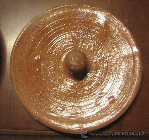 Antig&uuml;edades: Tapa de olla de 14 cms de di&aacute;metro - Foto 1