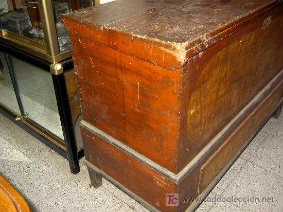 Antig&uuml;edades: Antigua Arca de Pino Macizo - Foto 2