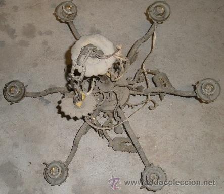 Antig&uuml;edades: L&aacute;mpara de bronce de 6 brazos - Foto 1