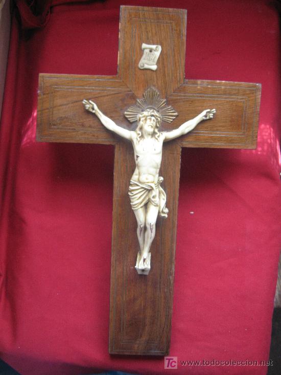 Antig&uuml;edades: ANTIGUO CRUCIFIJO - Foto 1