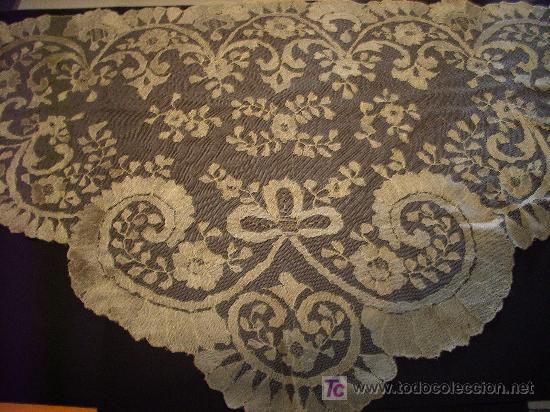 Antig&uuml;edades: ANTIGUA MANTILLA DORADA - Foto 3