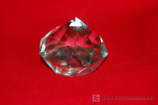 Antig&uuml;edades: CRISTAL TALLADO  7 CM. - Foto 1