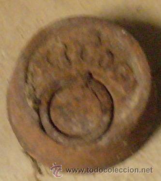 Antig&uuml;edades: Pesa de 5 Kg. - Foto 1