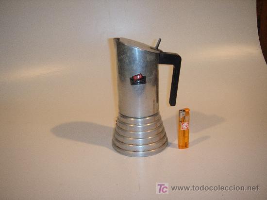 Oggetti Antichi: cafetera antigua dise&ntilde;o marca veu vigano