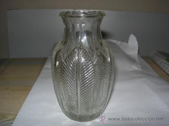 Antiquit&auml;ten: FLORERO ANTIGUO CRISTAL MUY GRUESO Y LABRADO