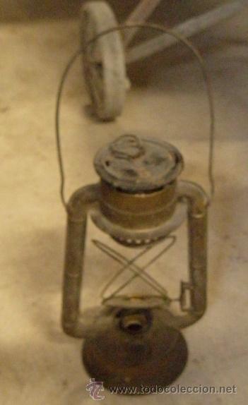 Antig&uuml;edades: Farol de lat&oacute;n, marcas - Foto 1