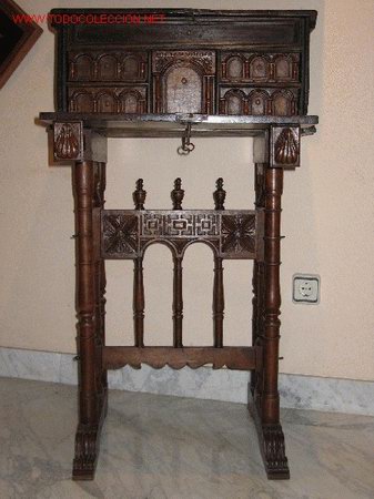 Antig&uuml;edades: ESCRITORIO CON PIE DE PUENTE - Foto 1