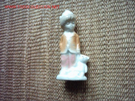 Antiques: FIGURA DE PORCELANA NI&Ntilde;O CON PELUCHE. PORCELANAS M. RUBERT. 14 Cm.