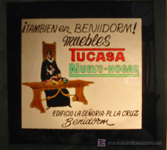 Oggetti Antichi: Antigua PUBLICIDAD EN CRISTAL PARA CINES : Muebles TUCASA NUEVO - HOGAR. Benidorm