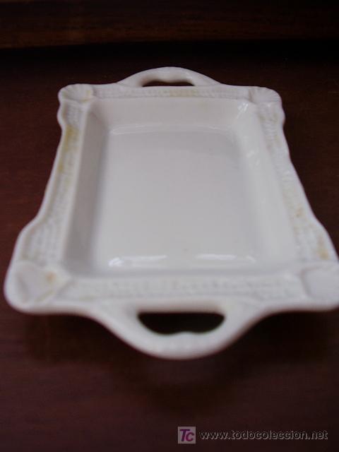 Antig&uuml;edades: Platito porcelana - Foto 2