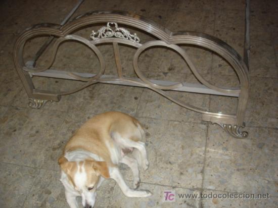 Antig&uuml;edades: CAMA DE BRONCE NIQUELADA - Foto 3