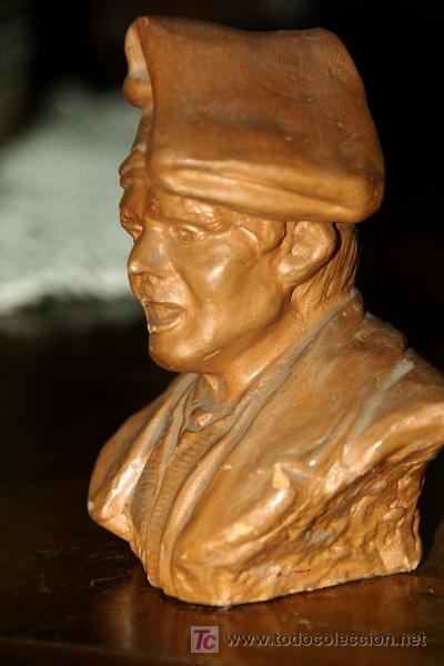 Antig&uuml;edades: PEQUE&Ntilde;O BUSTO DE BARRO. PAYES CATALAN. - Foto 1