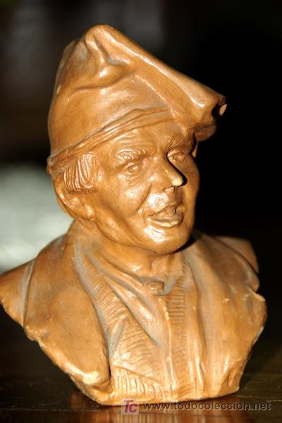 Antig&uuml;edades: PEQUE&Ntilde;O BUSTO DE BARRO. PAYES CATALAN. - Foto 2