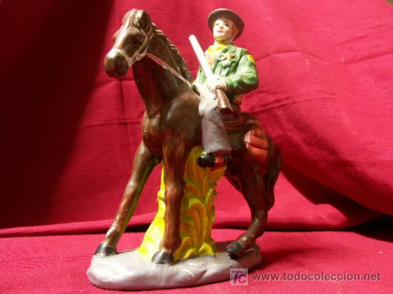 Antig&uuml;edades: sheriff a caballo de ceramica